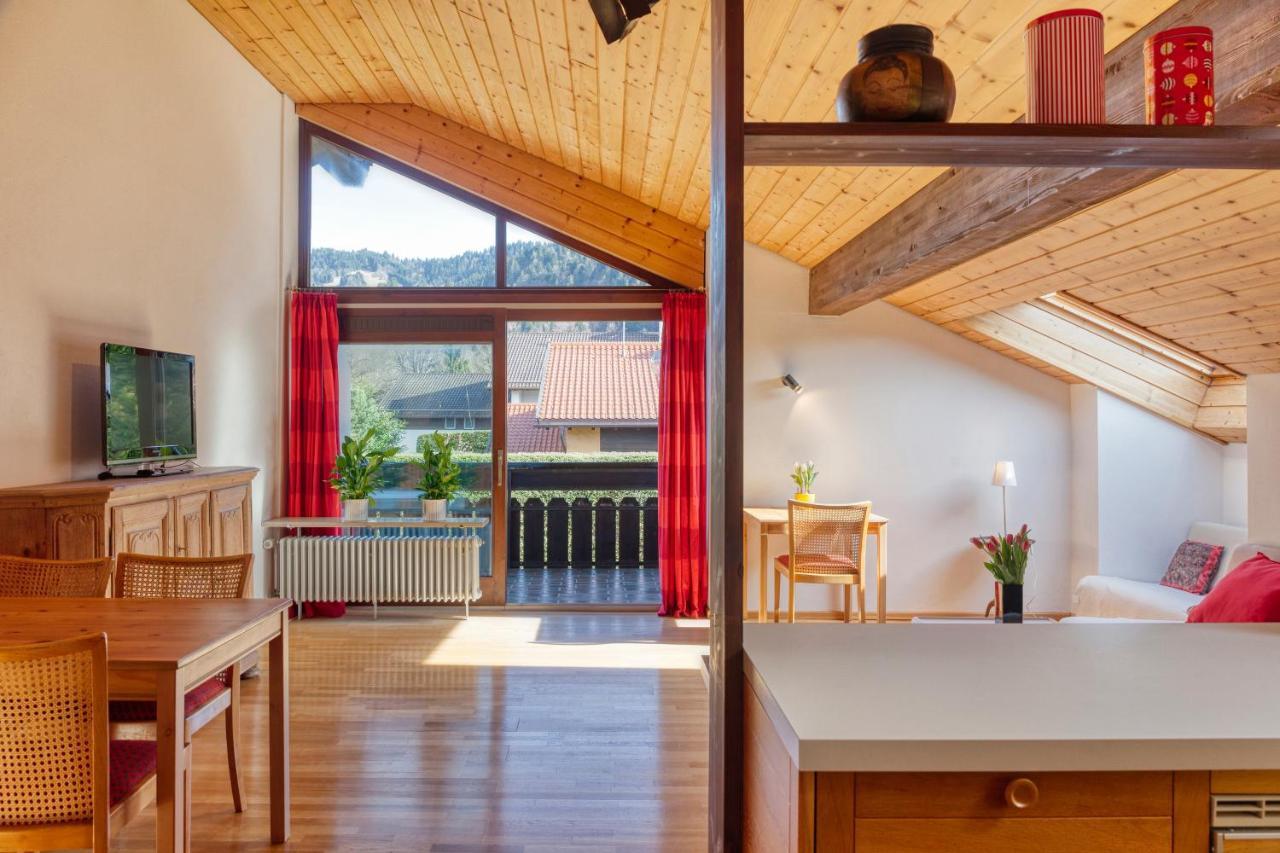 Ruhige Ferienwohnung Partenkirchen 2 Гармиш-Партенкирхен Екстериор снимка